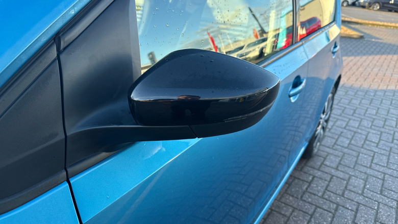 Volkswagen Up 1.0 65PS Black Edition 5dr Petrol Hatchback